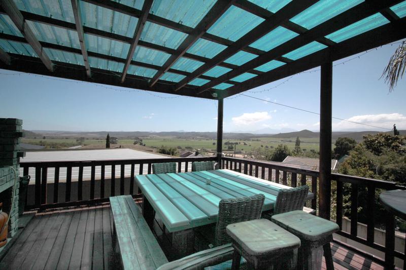 3 Bedroom Property for Sale in Fraaiuitsig Western Cape